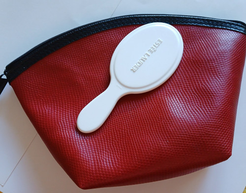 Estée lauder red make - estée,